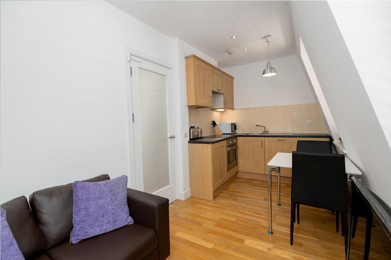 Modern 1 Bed Flat For Up To 2 People In Holborn, London With Free Wifi Apartment Exterior foto